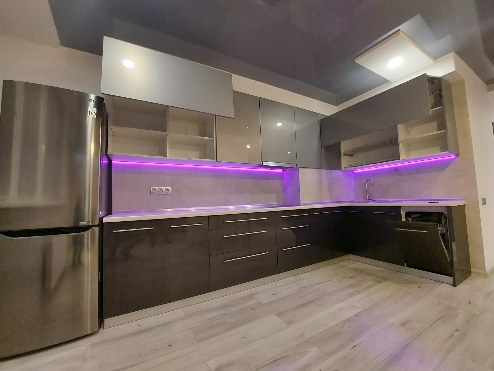 Аренда студии 45 м², Костанди ул., 162/1