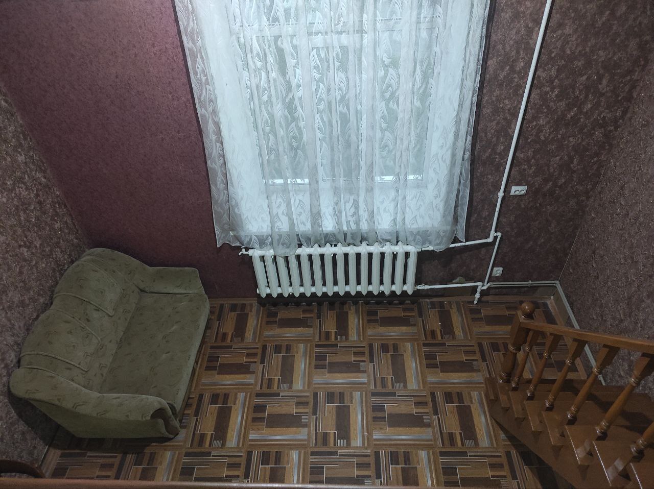 Продаж 1-кімнатної квартири 30 м², Привокзальна вул.