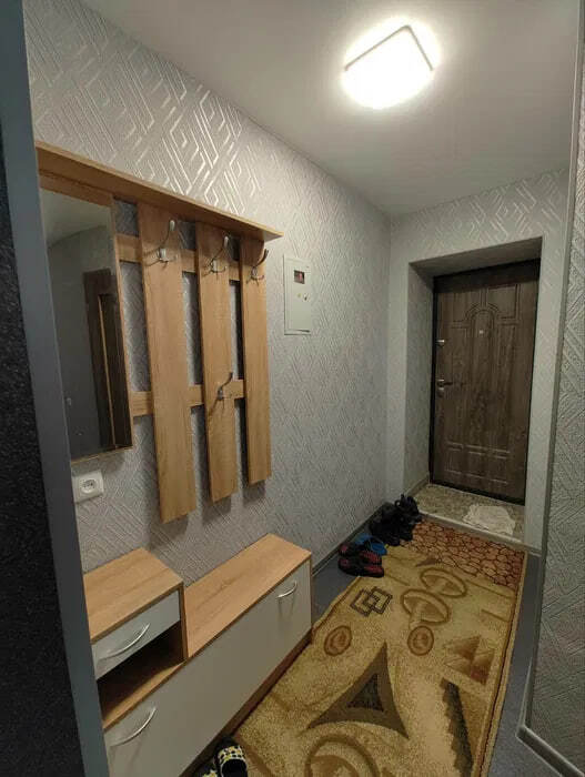 Оренда 1-кімнатної квартири 30 м², Інститутська вул.