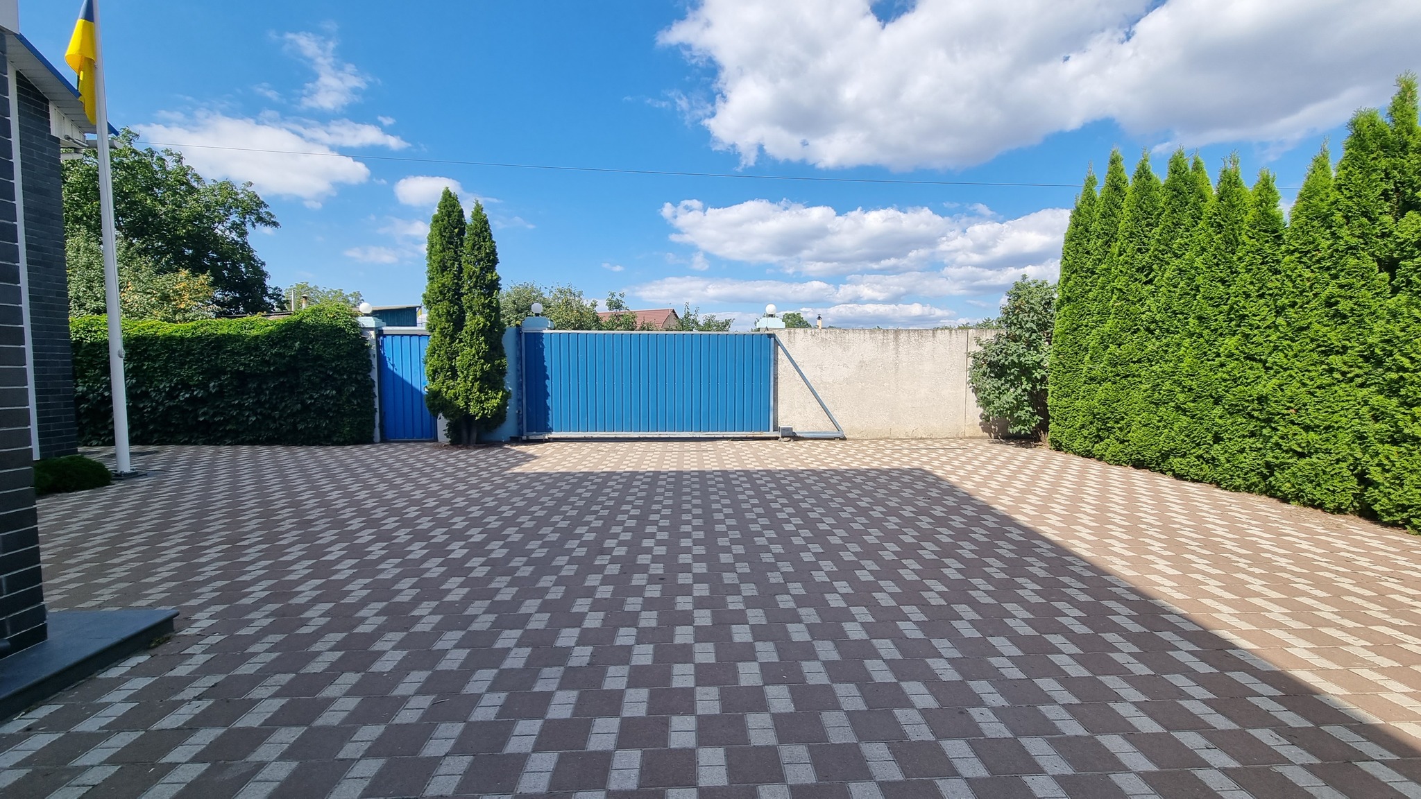 Продаж приміщення вільного призначення 810 м²