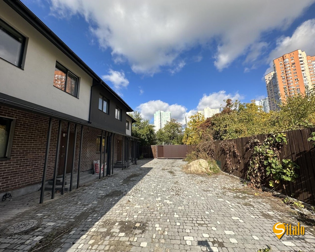 Продаж будинку 120 м², 3-я Озерна вул.