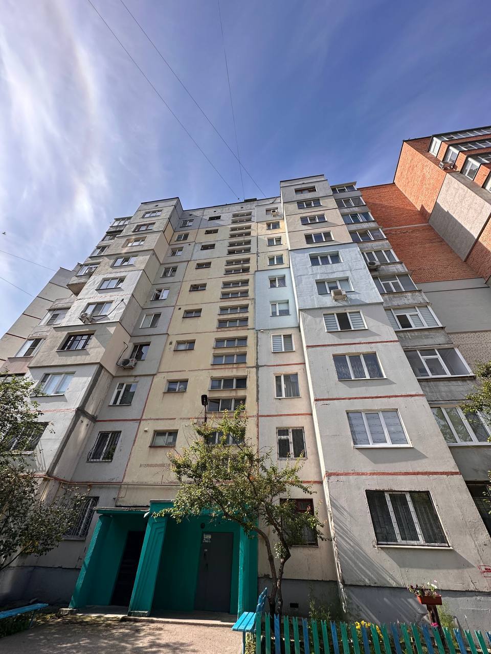 Продаж 2-кімнатної квартири 49.5 м², Інтернаціоналістів вул.