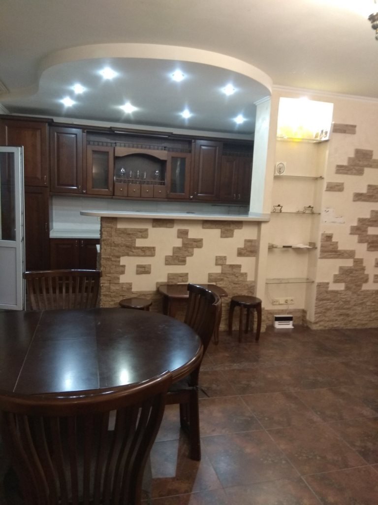 Продажа 3-комнатной квартиры 89 м², Степана Руданского ул.