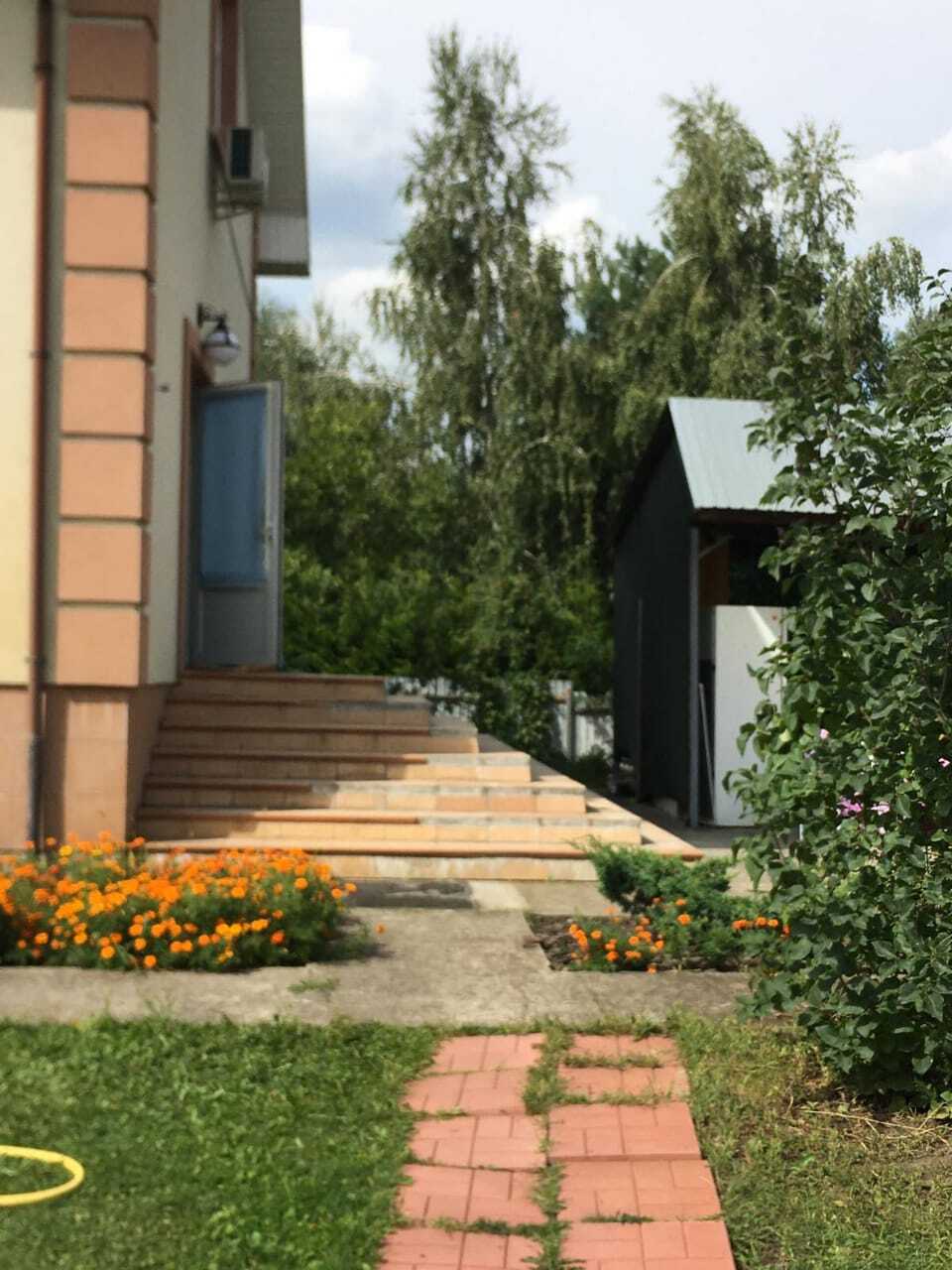 Оренда будинку 200 м², Осокорська вул.