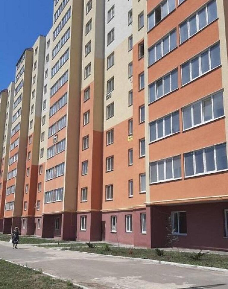 Продажа 2-комнатной квартиры 68 м², Академика Сахарова ул.