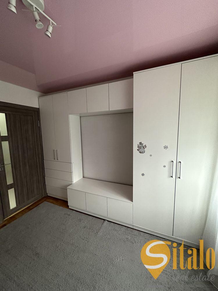 Продажа 2-комнатной квартиры 50 м², Независимой Украины ул.