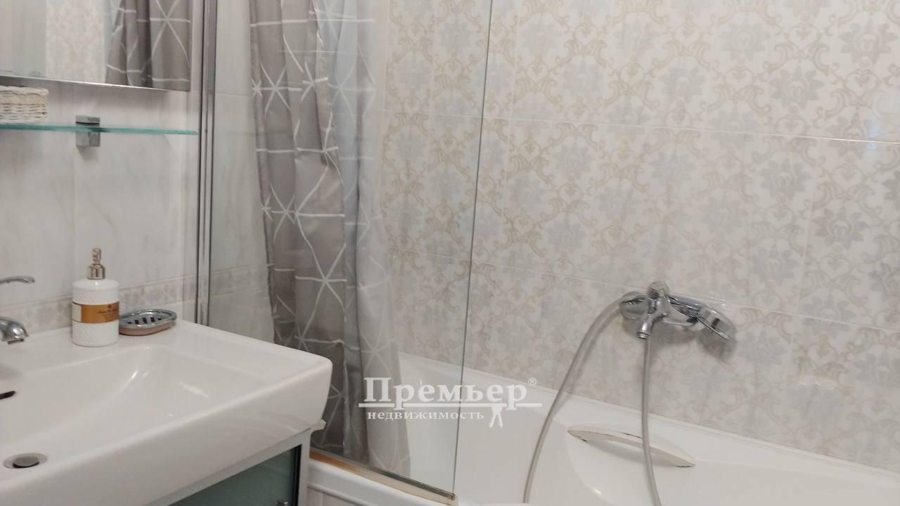 Продажа 3-комнатной квартиры 68 м², Академика Вильямса ул.