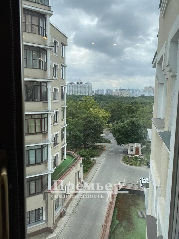 Продажа 3-комнатной квартиры 172 м², Шевченко просп.