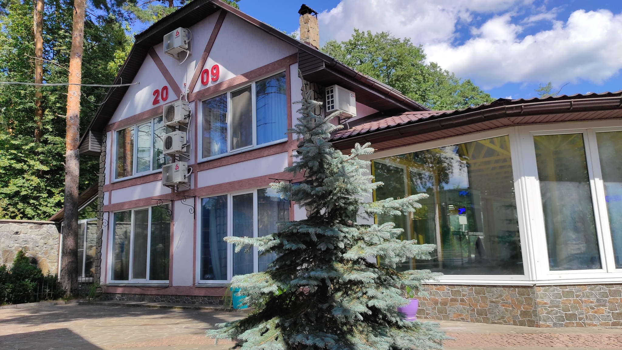 Дом посуточно 350 м²