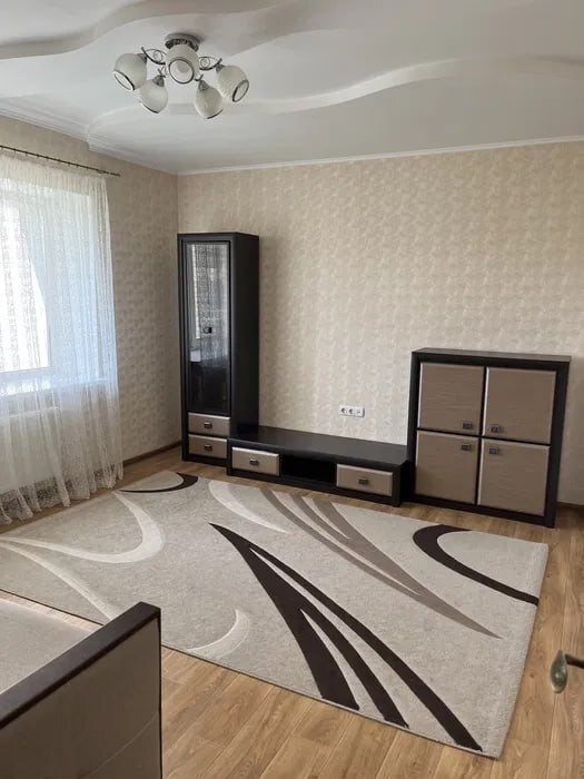 Продажа 2-комнатной квартиры 60 м², Харьковская ул.