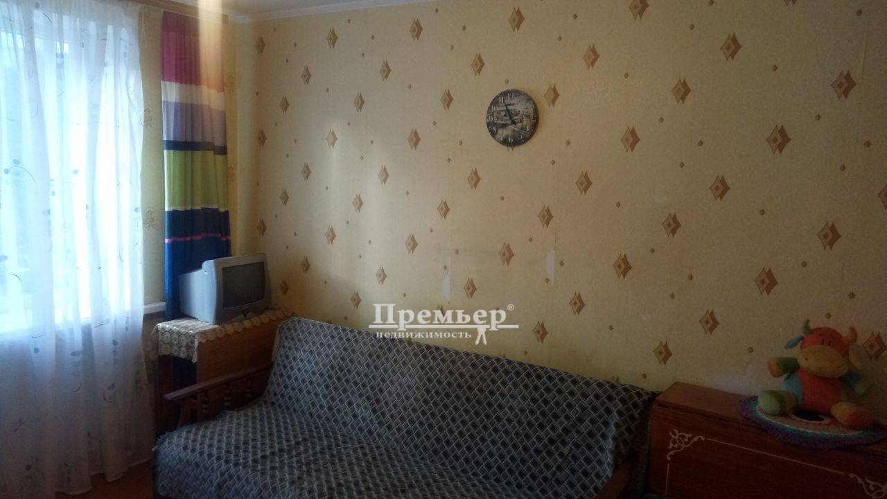 Продаж 1-кімнатної квартири 18 м², 1-го Травня вул.