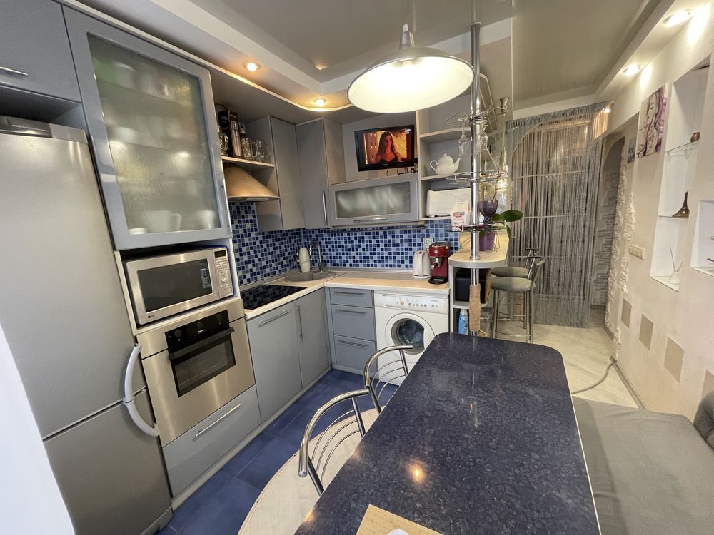 Продажа 2-комнатной квартиры 55 м², Героев Днепра ул.