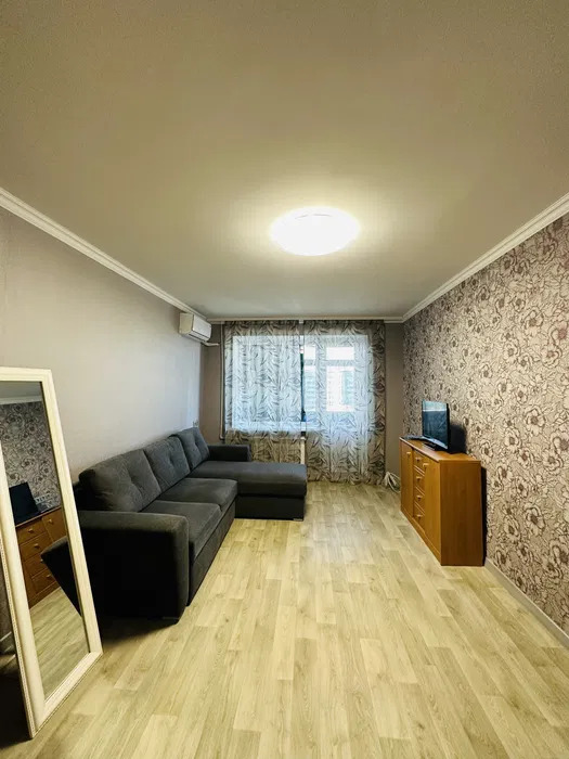 Аренда 1-комнатной квартиры 37 м², Академика Янгеля ул., 12