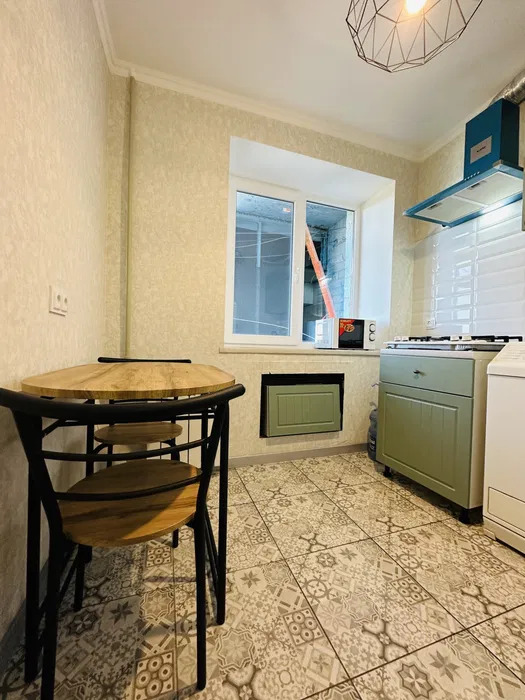 Оренда 1-кімнатної квартири 37 м², Академіка Янгеля вул., 12