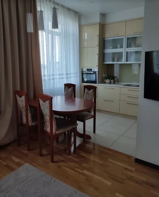 Продаж 2-кімнатної квартири 76 м², Слобожанський просп., 17