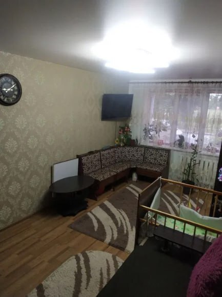 Продаж 2-кімнатної квартири 47 м², Серпнева вул.