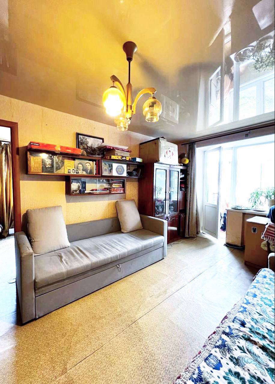 Продаж 2-кімнатної квартири 47.6 м², Курський просп.