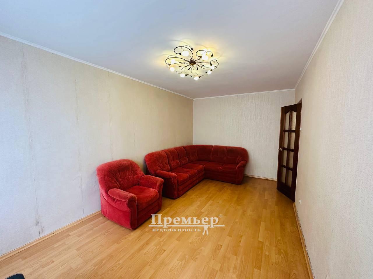 Продаж 3-кімнатної квартири 69 м², Академіка Корольова вул.
