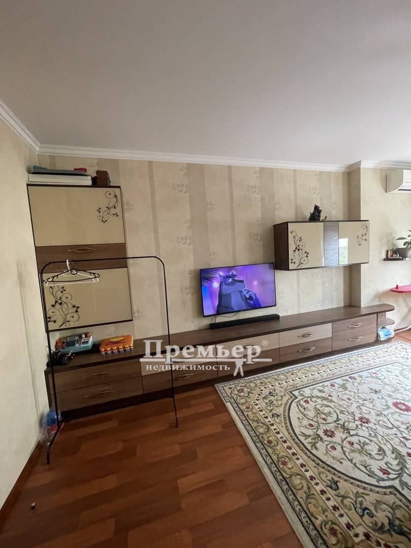 Продаж 2-кімнатної квартири 78 м², Академіка Сахарова вул.