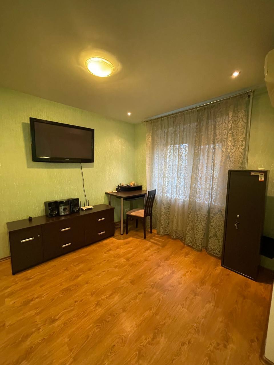 Продаж 3-кімнатної квартири 80 м², Героїв просп.