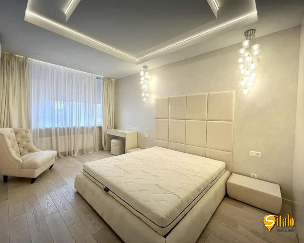 Продажа 4-комнатной квартиры 140 м², Евгения Коновальца ул., 34А