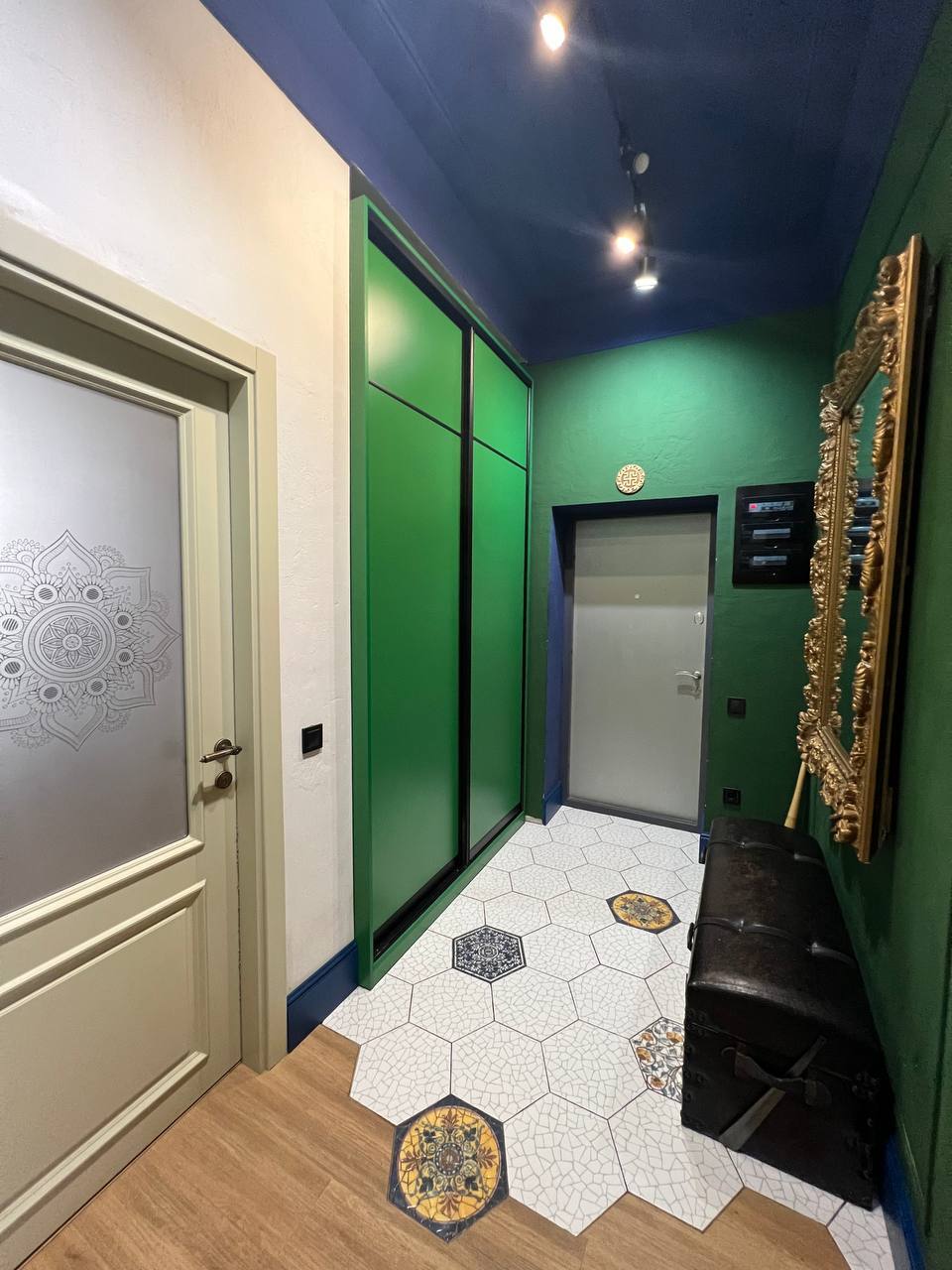 Продаж 3-кімнатної квартири 90 м², Сергія Тархова вул., 9