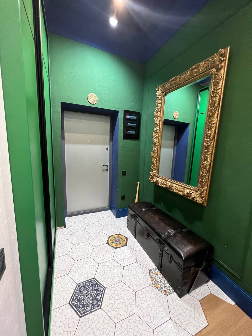 Продажа 3-комнатной квартиры 90 м², Сергея Тархова ул., 9