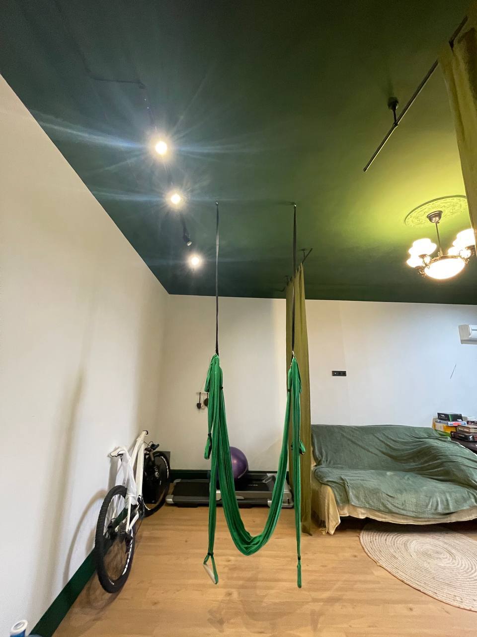 Продажа 3-комнатной квартиры 90 м², Сергея Тархова ул., 9