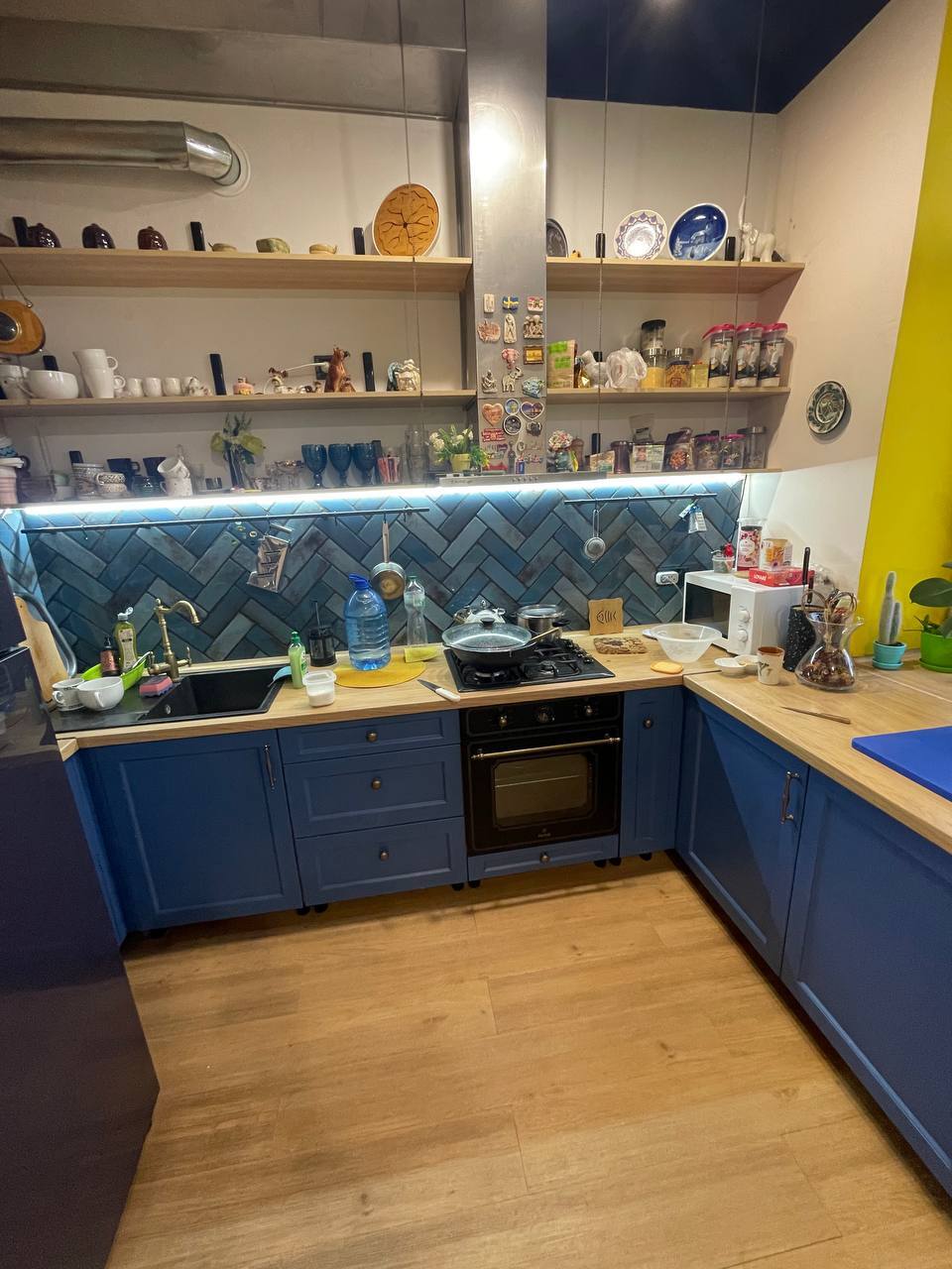 Продажа 3-комнатной квартиры 90 м², Сергея Тархова ул., 9