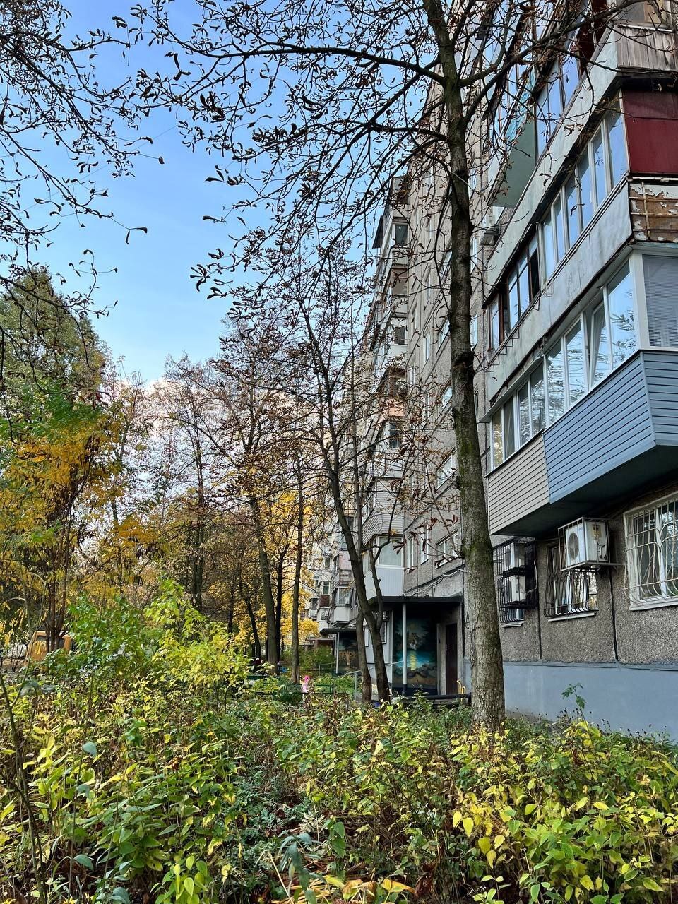 Продаж 2-кімнатної квартири 46 м², Калинова вул., 72