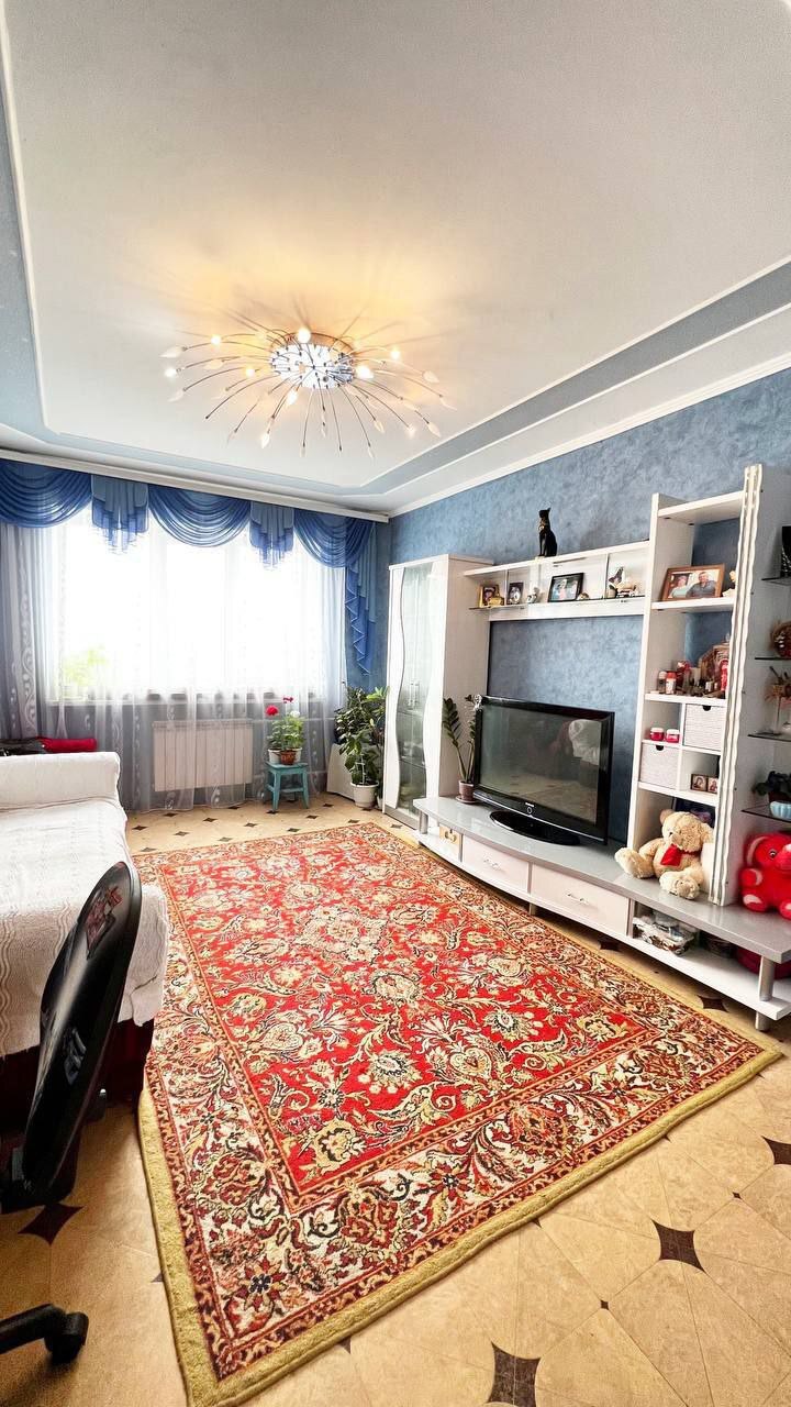 Продажа 4-комнатной квартиры 82.6 м², Героев Крут ул.