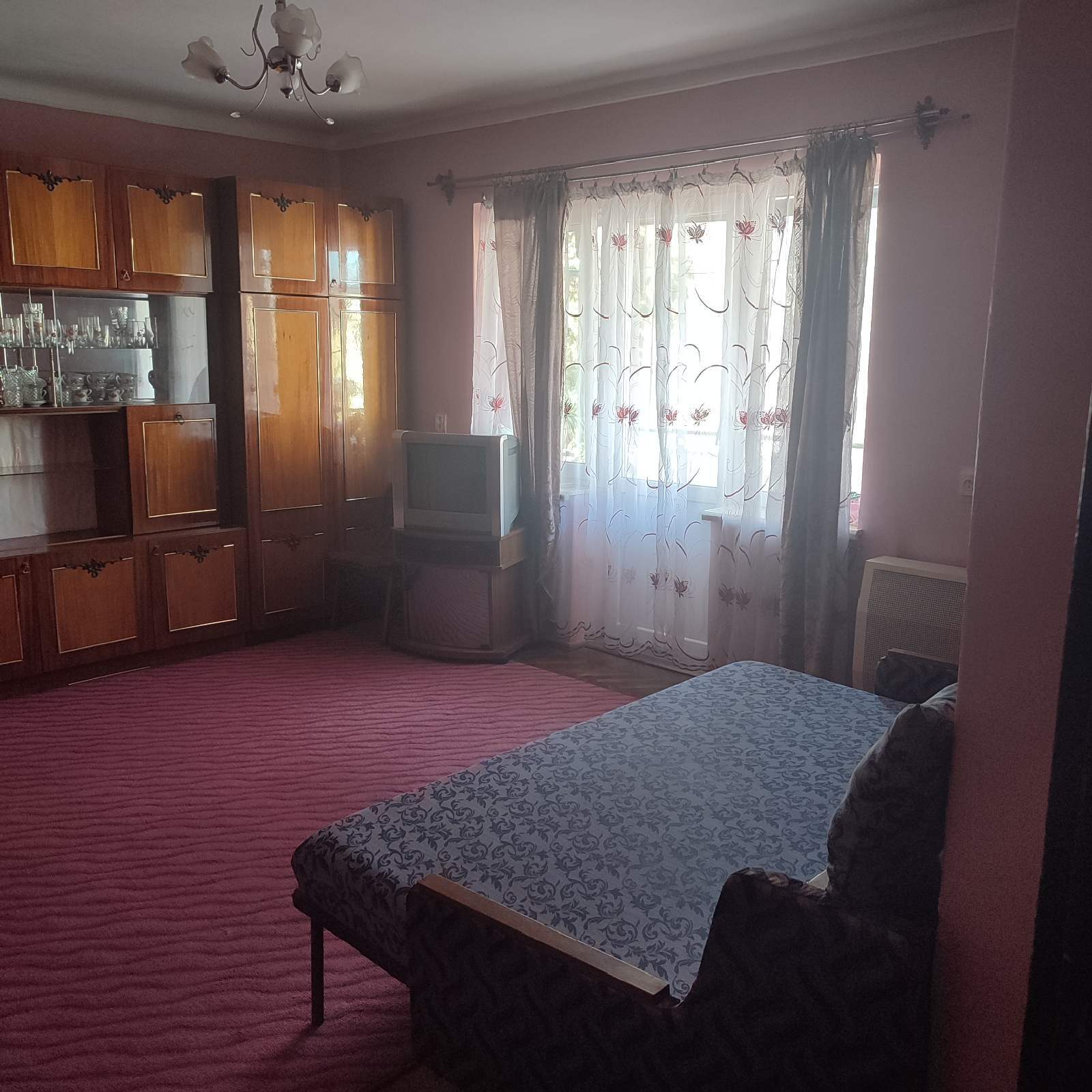 Продаж 1-кімнатної квартири 35 м², Любинська вул.