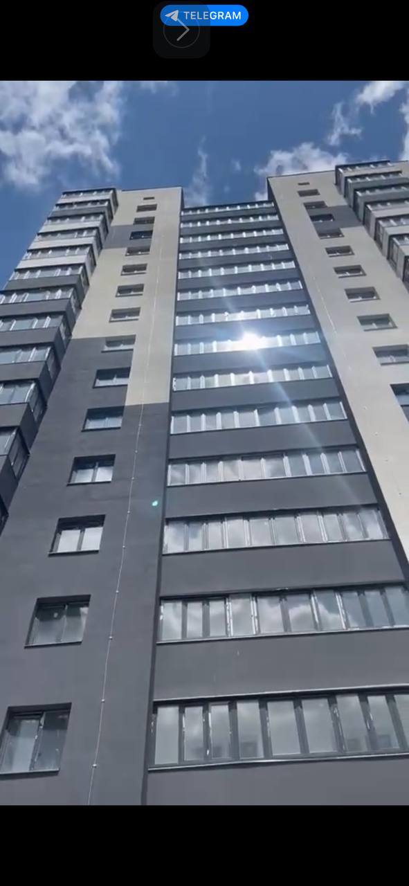 Продажа 3-комнатной квартиры 90 м², Героев Труда ул., 10
