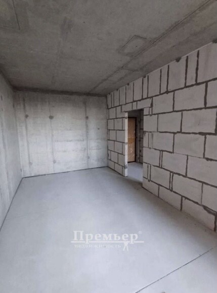 Продаж 1-кімнатної квартири 40 м², Михайлівська вул.