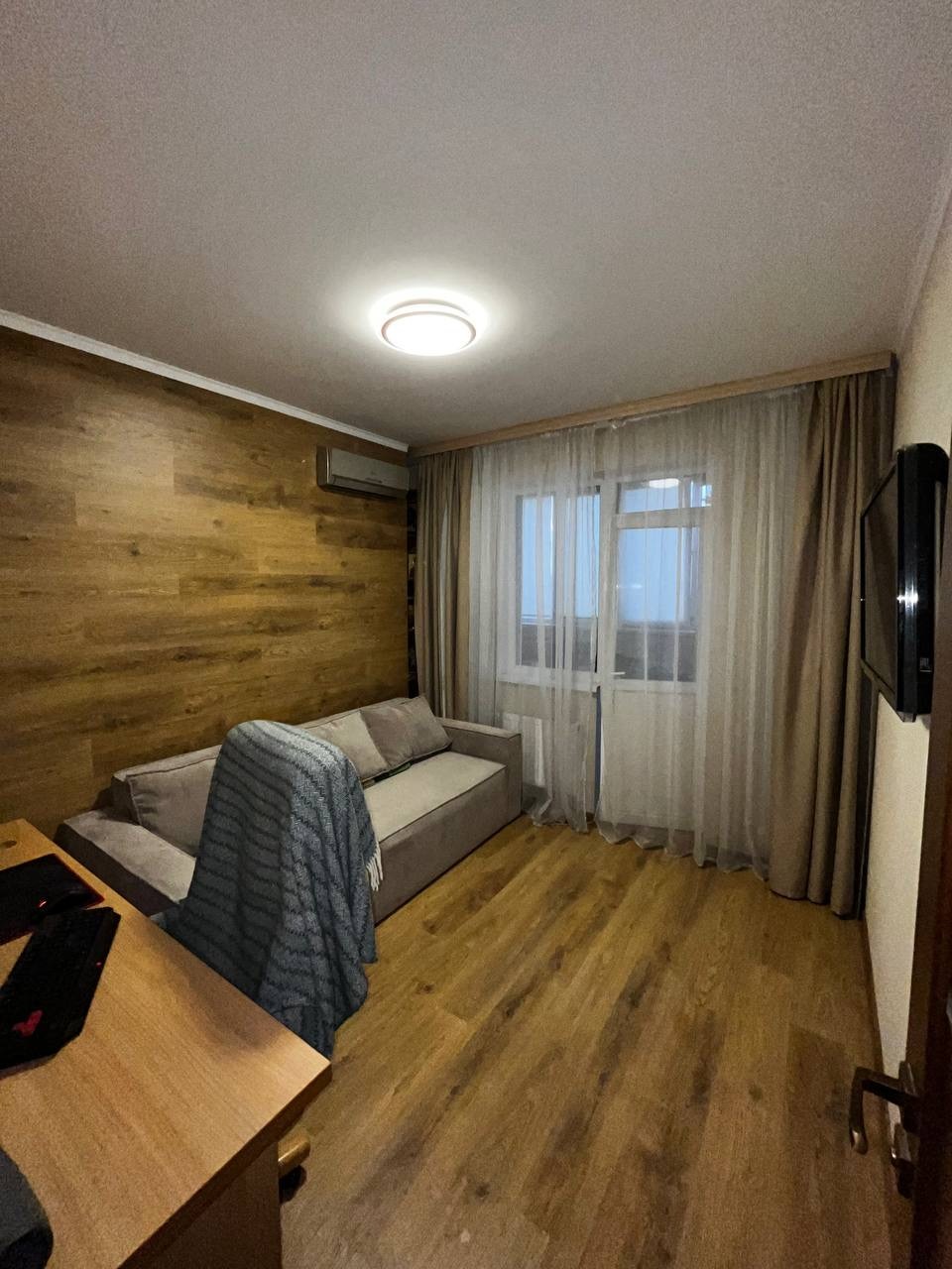 Продаж 3-кімнатної квартири 79 м², Івана Франка вул.