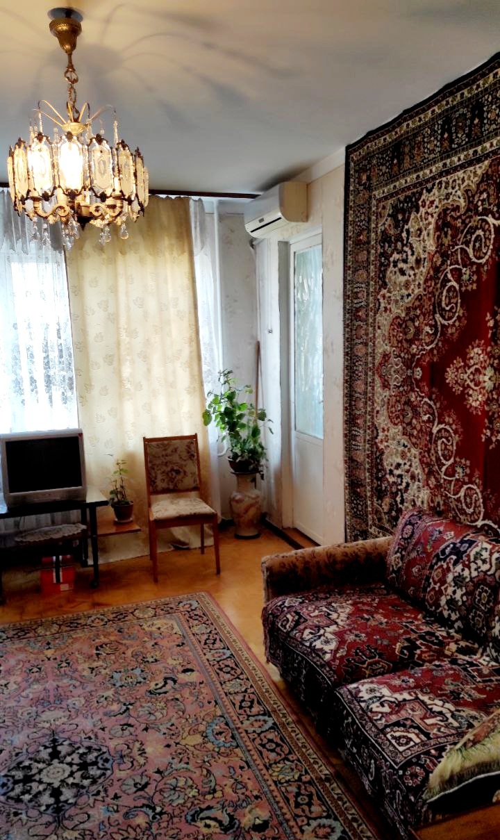 Аренда 2-комнатной квартиры 55 м², Небесной сотни просп., 12