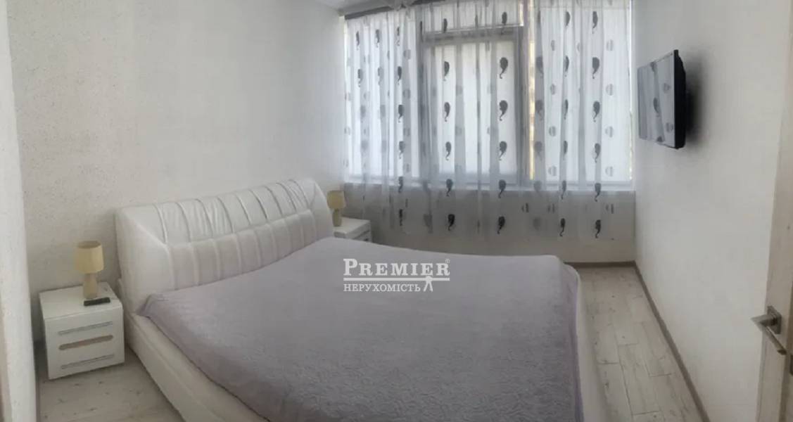 Продаж 2-кімнатної квартири 45 м², Бочарова вул.