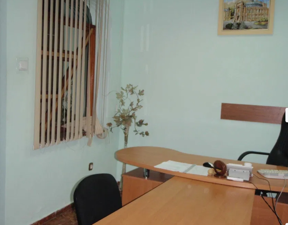 Оренда приміщення вільного призначення 80 м², Соборная пл.