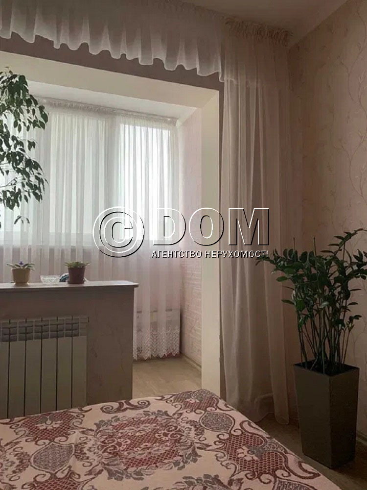 Продажа 3-комнатной квартиры 74 м², Квитневый пер., 6