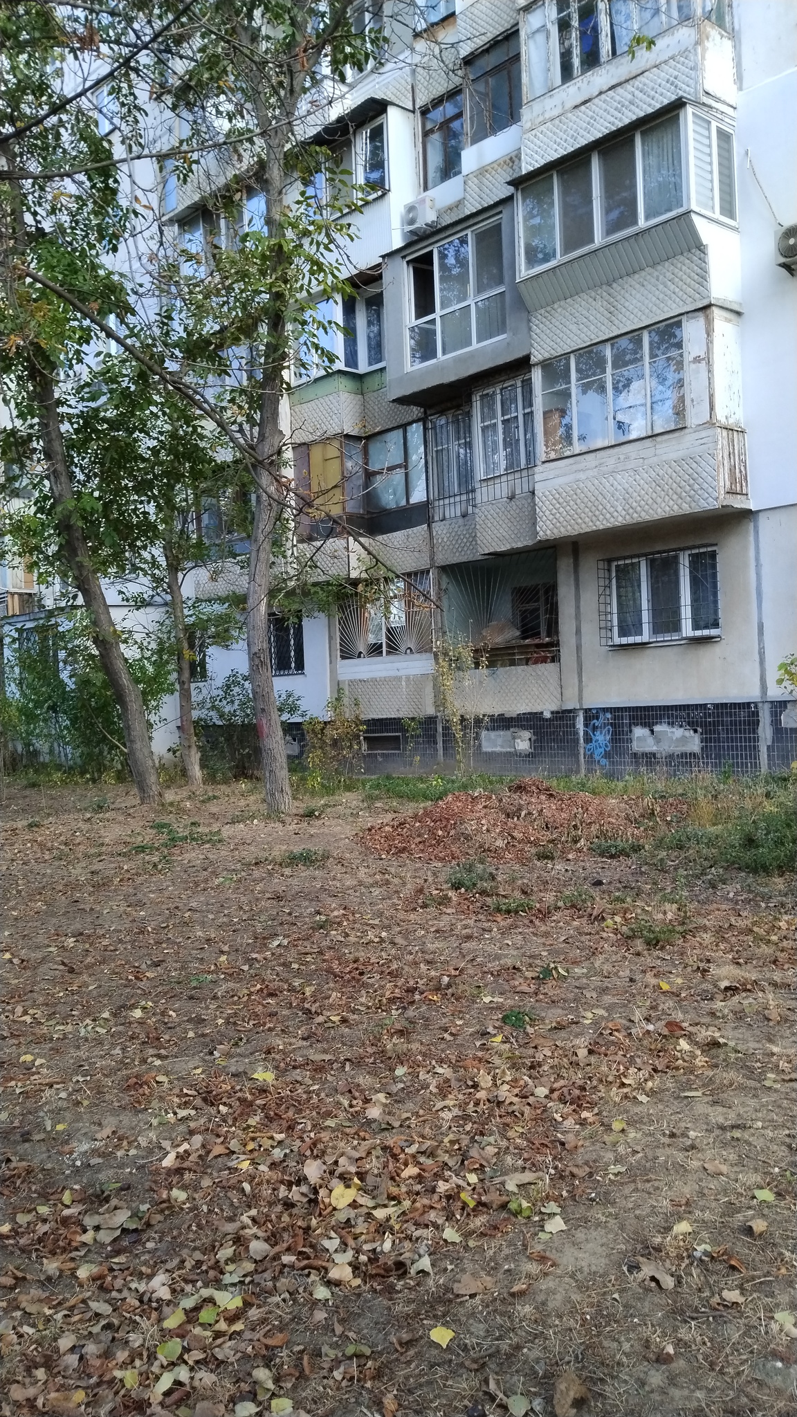 Продажа 3-комнатной квартиры 62 м², Небесной сотни просп.