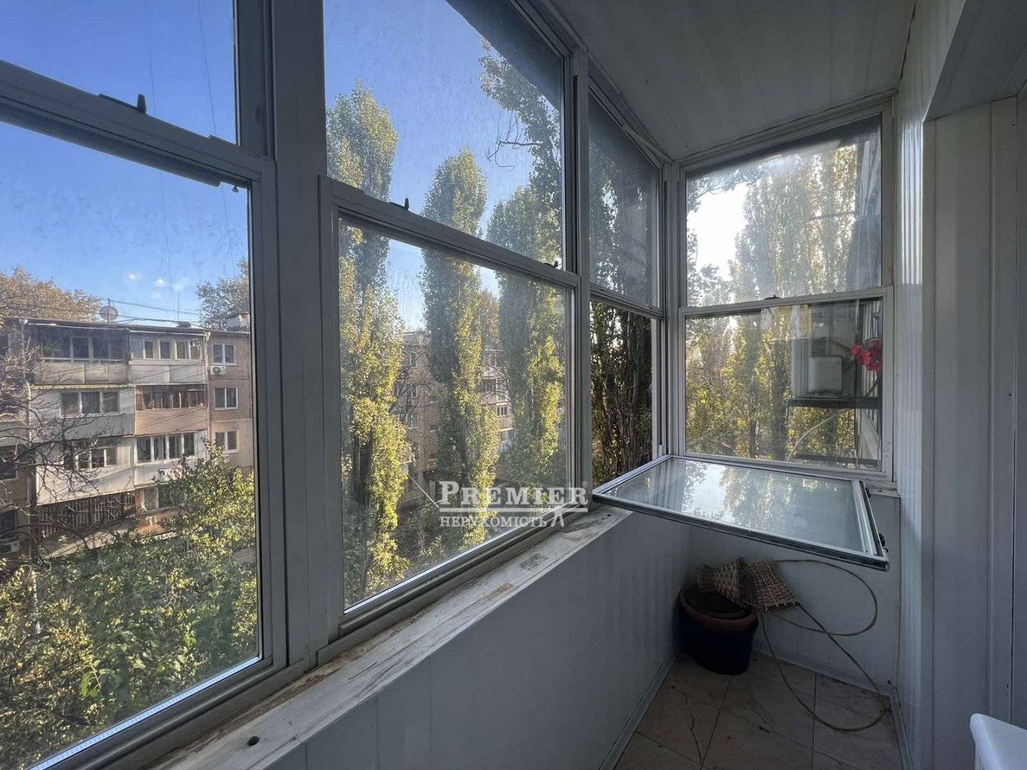 Продаж 1-кімнатної квартири 39 м², Петрова Генерала вул.