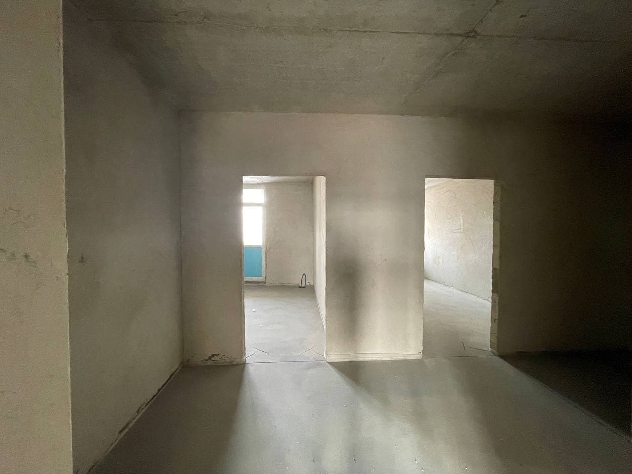 Продажа 3-комнатной квартиры 102.2 м², Школьная ул., 73А