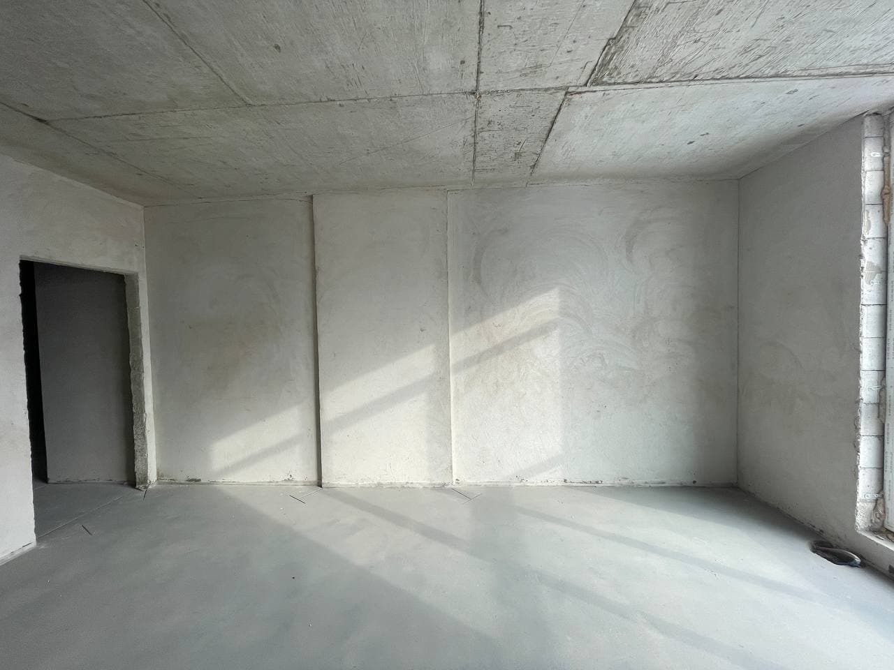 Продажа 3-комнатной квартиры 102.2 м², Школьная ул., 73А