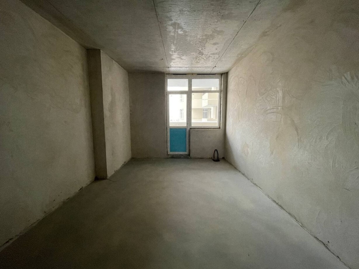Продажа 3-комнатной квартиры 102.2 м², Школьная ул., 73А
