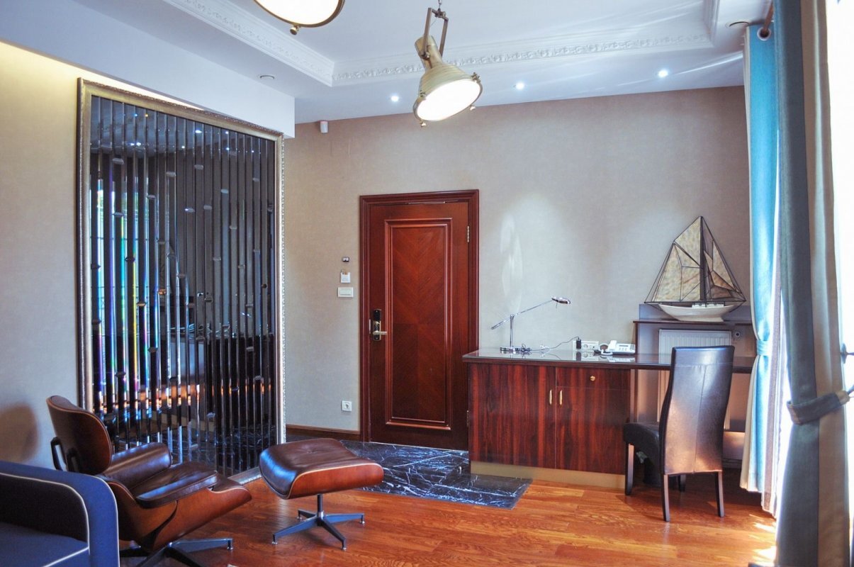 Оренда будинку 780 м², Дачная вул., 30