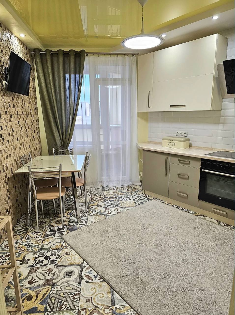 Оренда 1-кімнатної квартири 60 м², Степана Бандери вул.