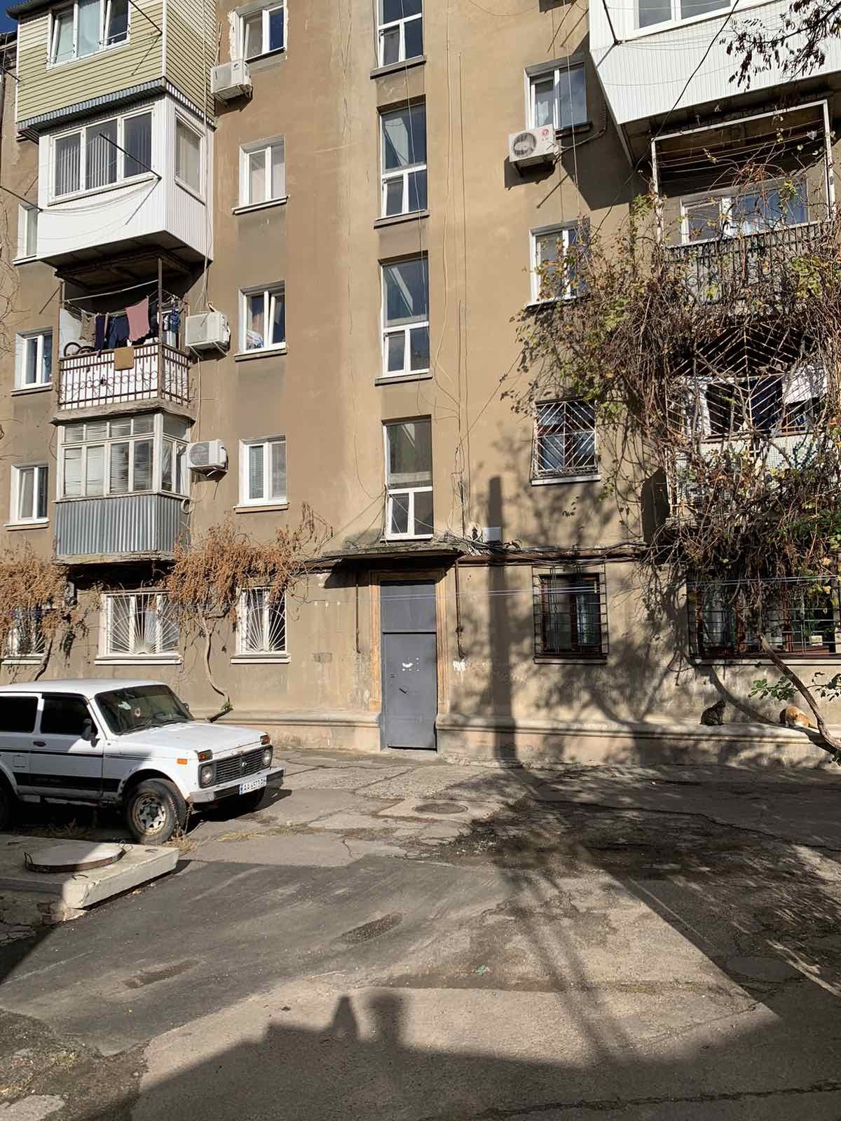 Продажа 2-комнатной квартиры 42 м², Запорожская ул., 4