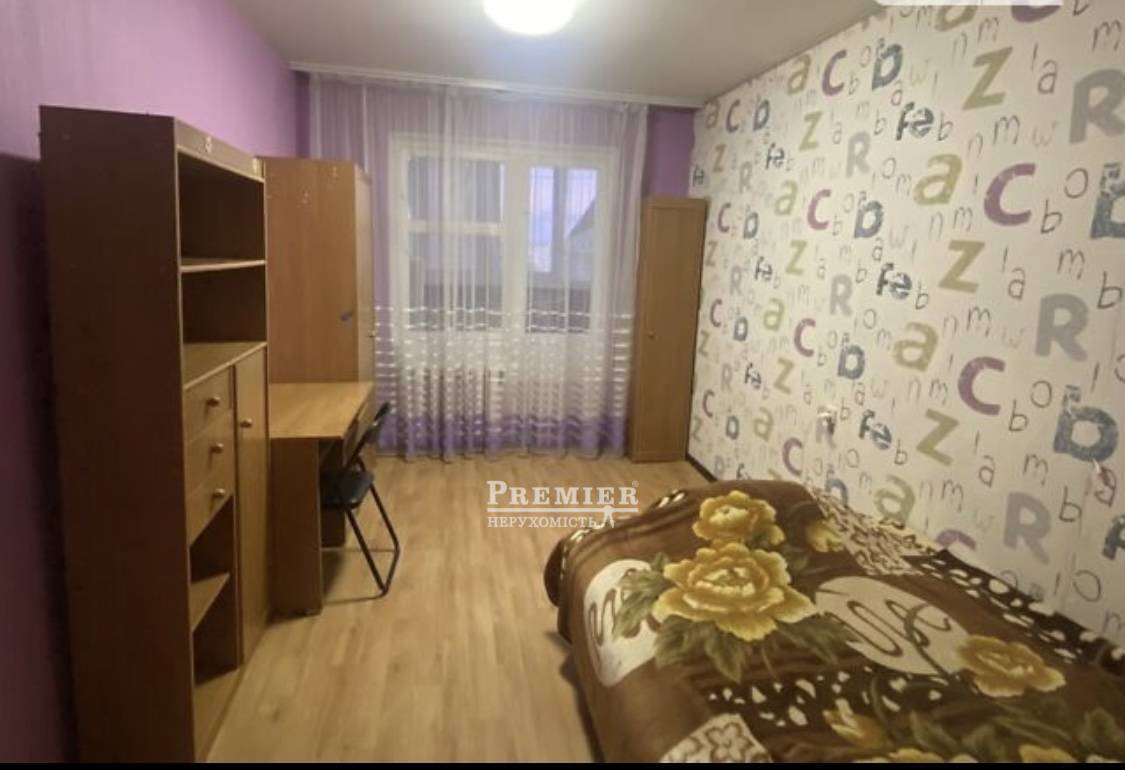 Продажа 3-комнатной квартиры 70 м², Добровольского просп.