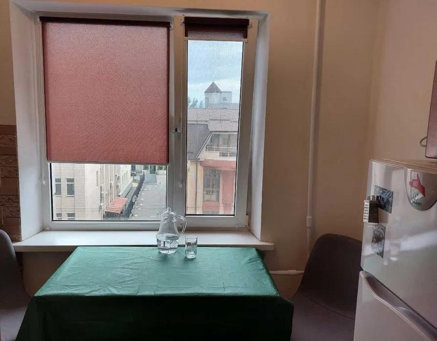 Оренда 1-кімнатної квартири 27 м², Багговутівська вул., 12