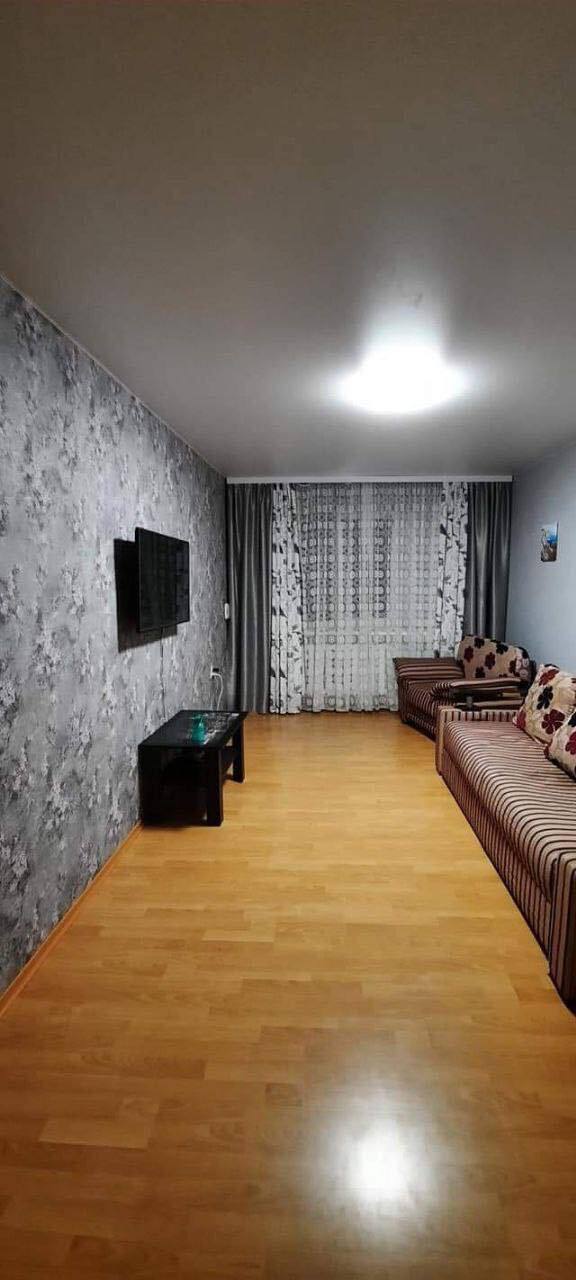 Продаж 2-кімнатної квартири 61 м², Парковая вул.